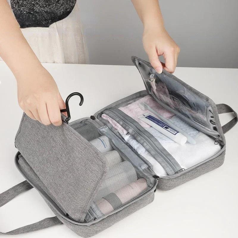 Nécessaire BellaPouch Impermeável com 4 Divisórias / Proteção e Organização Perfeita para Suas Maquiagens e Cosméticos!
